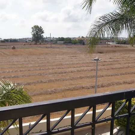 25 Eleonas Court * Sotira (Famagusta)